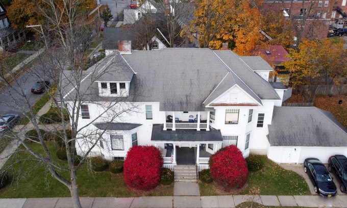 Oneonta Casa | Alquiler de primera clase Munson Manor VII