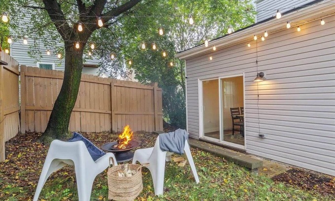 Pittsburgh Casa | Fenced Yard/Fire Pit Mins to DT
