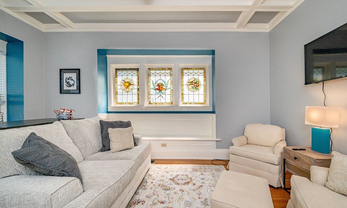 Rochester Apartamento | 1st floor 2-bedroom with off-street parking