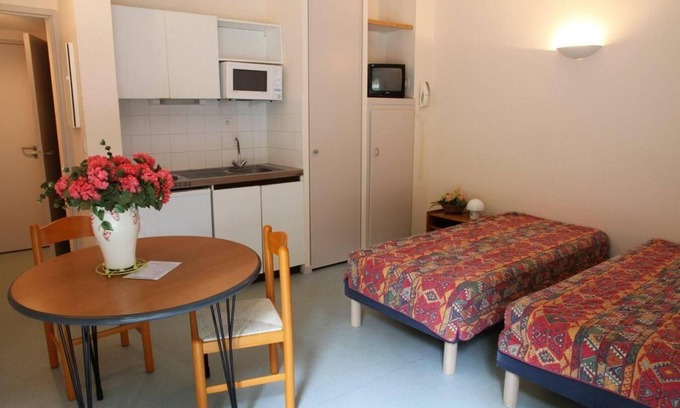 Aulus-les-Bains Apartamento | 100m del centro estación, 1.o piso, vista bosque, fitness, parking, tv, 34m², Guzet