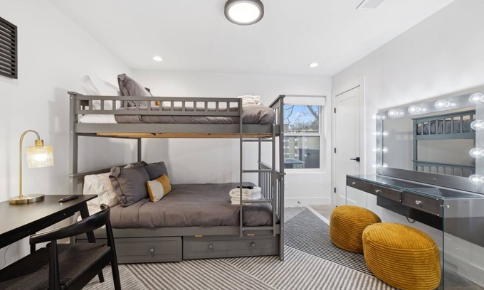 Metrocenter - North Rhodes Park Casa | 1st Flr Nashville Retreat | Top Spots & Downtown!