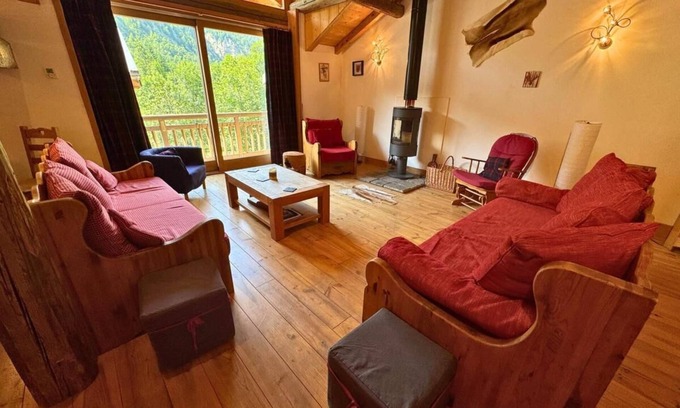 Villarabout Apartamento | 1.o piso, vista montaña, balcón, chimenea o estufa a leña, tv, local para esquís, 100m²