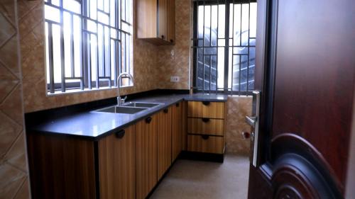 Kasoa Apartamento | 1st May Apartment