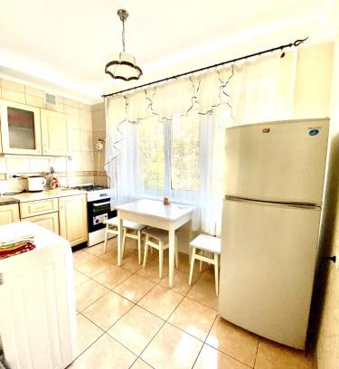 Desnyans'kyi District Apartamento | 2-К институт сердця возле Метро Чернігівська