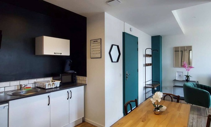 Lourdes Apartamento | 2-1 Charming T2 bis near train station and town center - Parking nearby