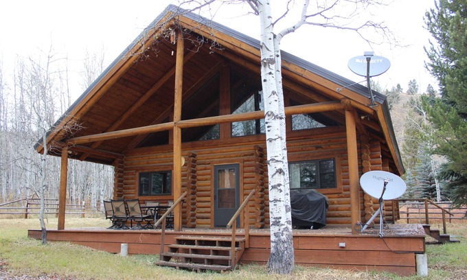 Moran Casa | Cabina 2/2 con loft ubicado junto al bosque nacional