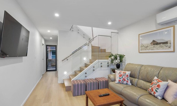 Mangere Casa | 2/30 Ventura Street, Māngere, Auckland 2022