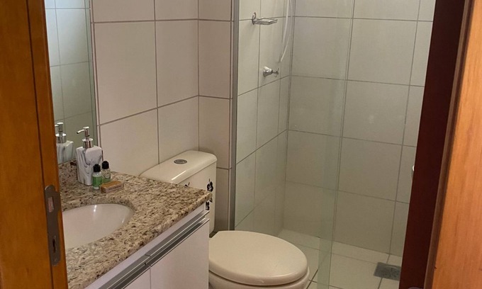 Goiania Apartamento | 2/4 apartment, facing Macambiras Park with fantastic sunset.