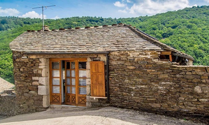 Pourcharesses Casa | 2/4 person rental in Palhères