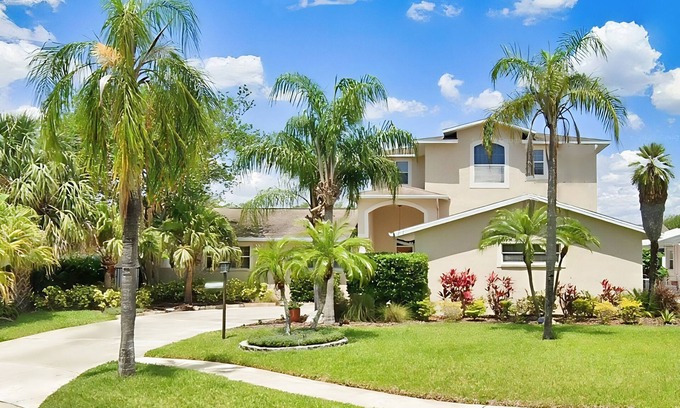 Bay Crest Park Casa | 2,657-sq-ft upscale canal home with pool, dock & stunning main suite - dog-friendly