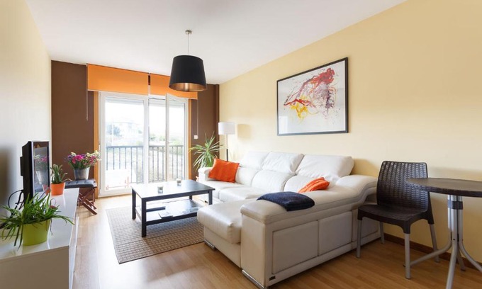 Malpica de Bergantinos Apartamento | 2- Apartamento Playa Canido