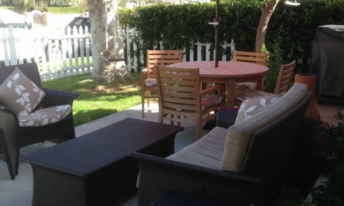 Corona del Mar Cabaña | 2 Bd Cottage- Pasos a la playa