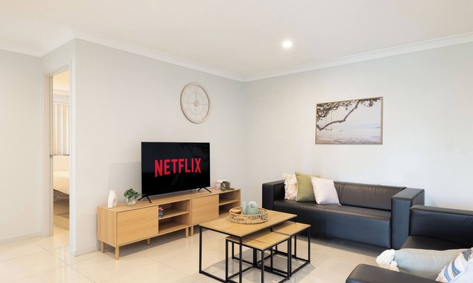 Rocklea Apartamento | 2 Bdr Apt! Garage! Balcony! GST Credits! 121D2