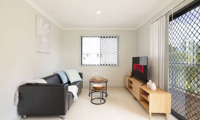 Rocklea Apartamento | 2 Bdr Apt! Garage! Espresso! GST Credits! 373B2