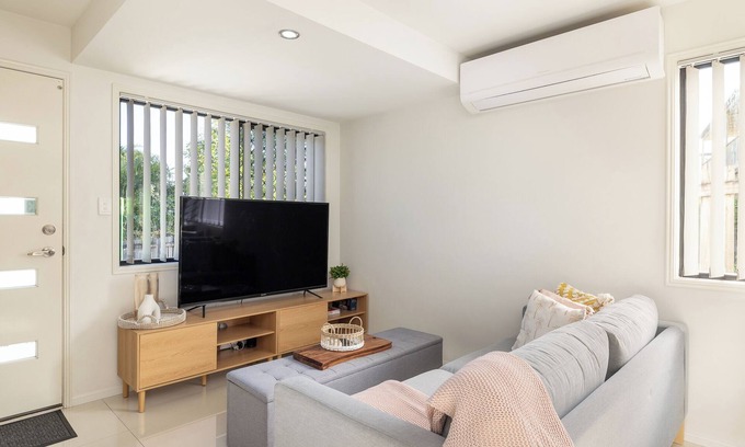 Sunnybank Apartamento | 2 Bdr Apt! Train! Parking! Restaurants! 3144D2