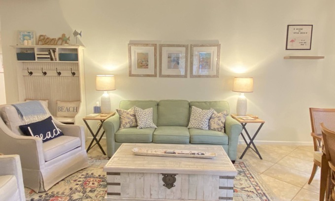 Miramar Beach Cabaña | 2 BDR Cottage in Hidden Dunes | Steps to pool | 4 minute walk to beach