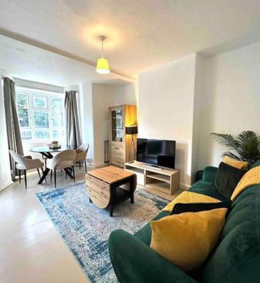 White City Apartamento | 2 BDR flat w/balcony White City near Westfield
