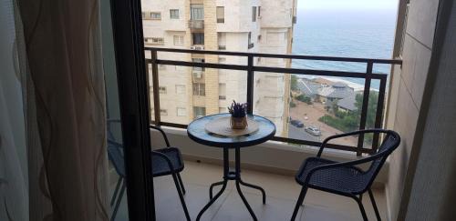 Netanya Apartamento | 2 BDR Nitza appartment with balkony