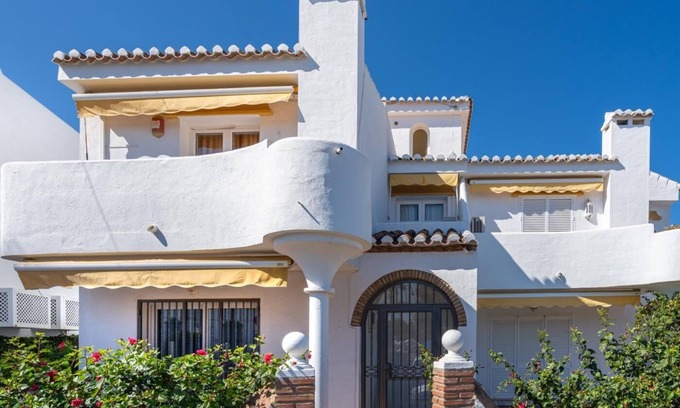 La Cala de Mijas Villa | 2 Hermosa Villa frente a la playa en La Cala