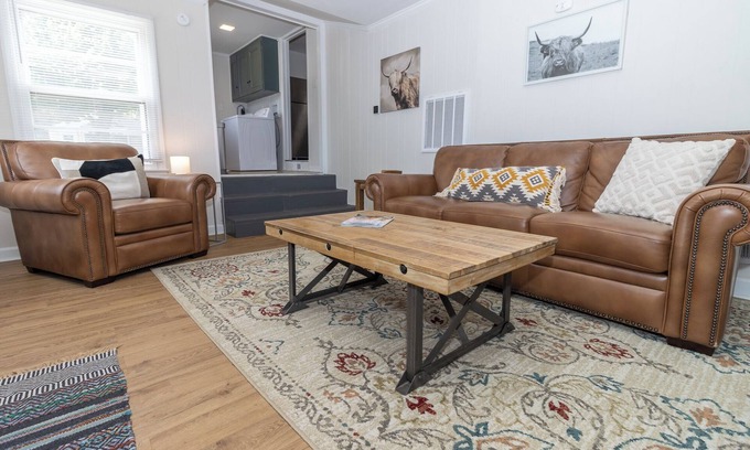 Greensboro Casa | 2 bed/1 ba-across f/Coliseum/GAC