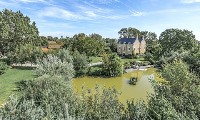 Langrick Cabaña | 2-Bed 18th Century Barn - Sleeps 6 - Pet Friendly