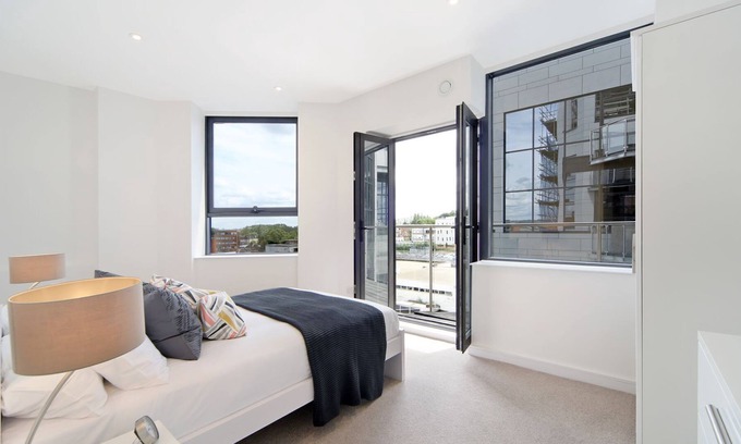 Harrow Apartamento | 2 bed, 2 bath next to station and Northwick Park Hospital