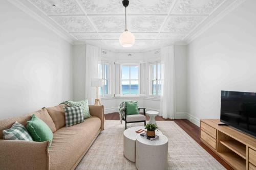 Bondi Beach Apartamento | 2-Bed Apartment with Stunning Bondi Beach Views