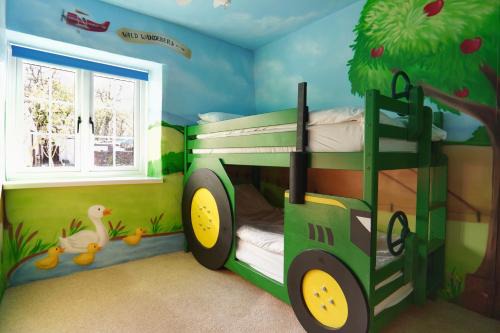Holsworthy Casa | 2 Bed Cottage - Kids Theme Pool Pets Hot Tub