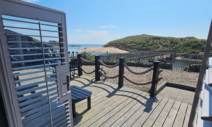 Cruden Bay Casa | 2 Bed Cottage-Sleeps 4-Harbour & Sea View