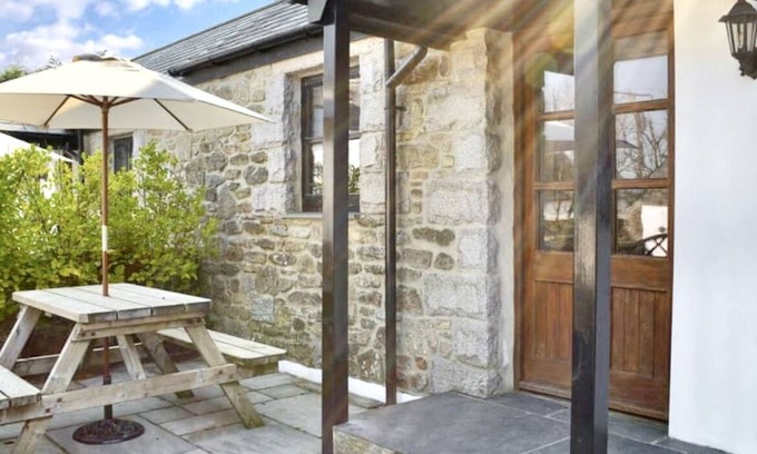 Saint Breward Cabaña | Hallagenna Farmhouse, Old Barn Cottage