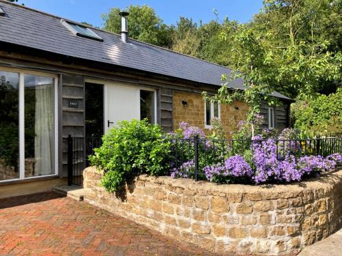 Bridport Casa | 2 Bed in Beaminster 50884