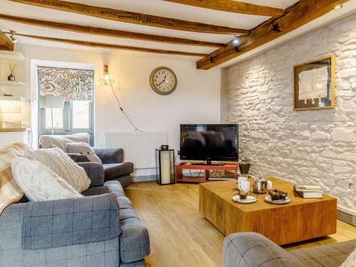 Brecon Casa | 2 Bed in Brecon BN310