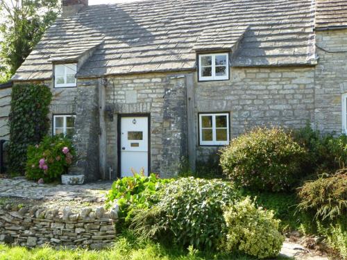 Corfe Castle Village Casa | 2 Bed in Corfe Castle DC050