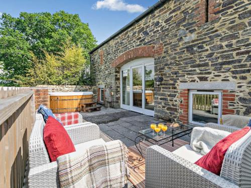 Launceston Casa | 2 Bed in Launceston 92551