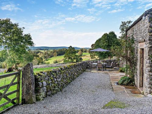 Newton Grange Casa | 2 Bed in Hartington 54216