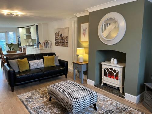Furzebrook Casa | 2 Bed in Isle of Purbeck DC118