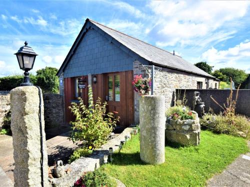 Congdon's Shop Casa | 2 Bed in Liskeard CONGS