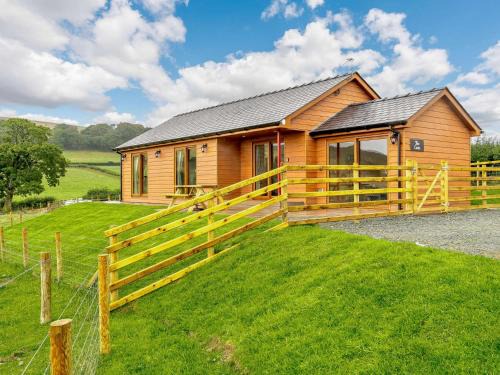 Llandrindod Wells Casa | 2 bed in Llandrindod Wells 89063