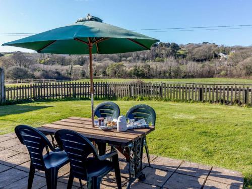Redruth Casa | 2 Bed in Portreath FORGM