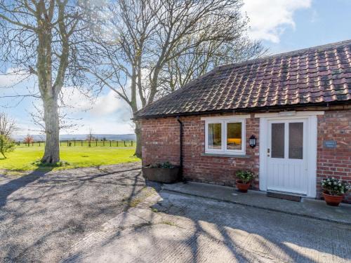 Pickering Casa | 2 Bed in Thornton le Dale 27112