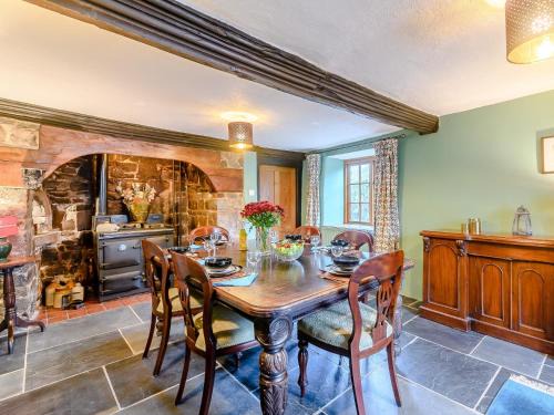 Tiverton Casa | 2 Bed in Tiverton 77884