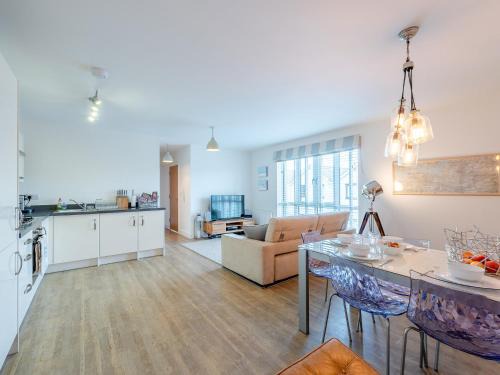 Westleigh Apartamento | 2 Bed in Westward Ho 35927