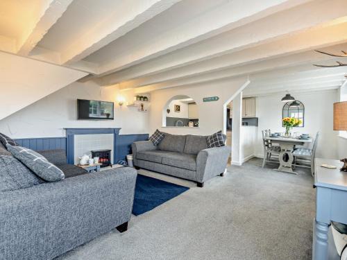 Westleigh Casa | 2 Bed in Westward Ho 46824