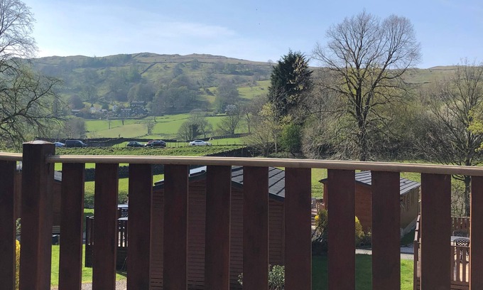 Troutbeck Cabina | 2 Bed Lodge-Sleeps 4-Valley View-Pet Friendly