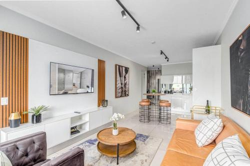 Greater Johannesburg Metropolitan Area Apartamento | 2 Bed Luxury Apartment, Ellipse, Waterfall