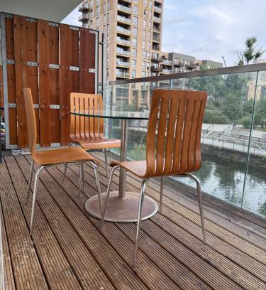 Tower Hamlets Apartamento | 2 bed luxury apartment with balcony Canary Wharf London