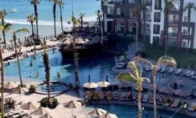 Los Cabos Complejo | 2 Bed Room Ocean and City views sleeps 6: Villa Arco: Cabo 1/25/25 to 2/1/2025