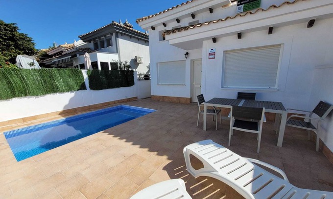Sucina Villa | Casa adosada con piscina privada y solarium en Sucina