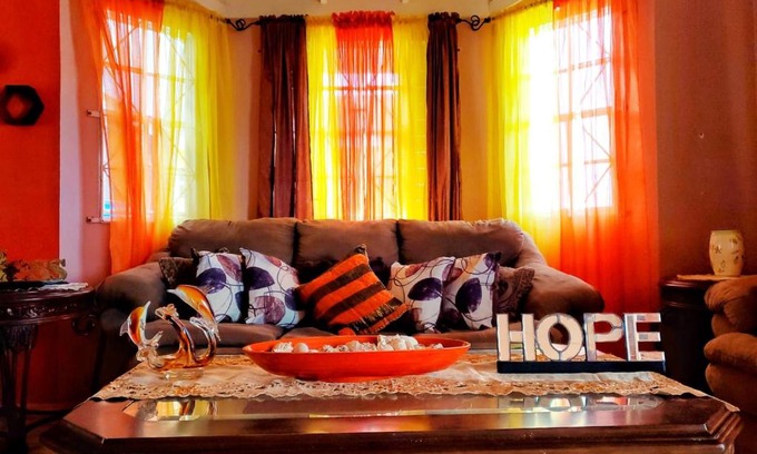 Florence Hall Village Casa | 2 Bed-Sleeps 4-Gated community-5 Min Town Centre