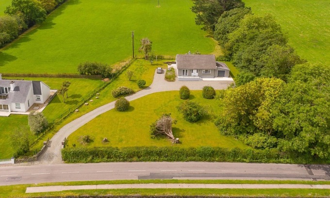Timoleague Casa | 2 BED WATERFRONT PROPERTY - CLOSE TO COURTMACSHERRY